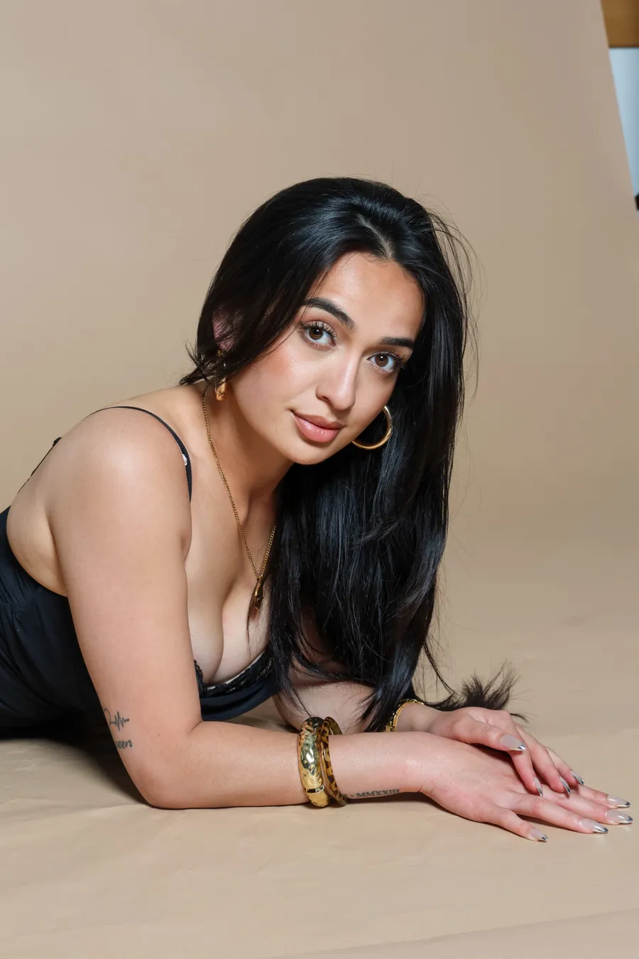 Raven Noir - Midnight Ladies entertainer in Auckland