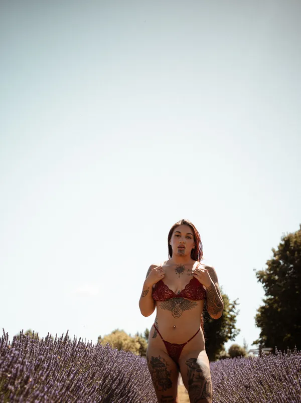 Savi - Auckland entertainer at Midnight Ladies